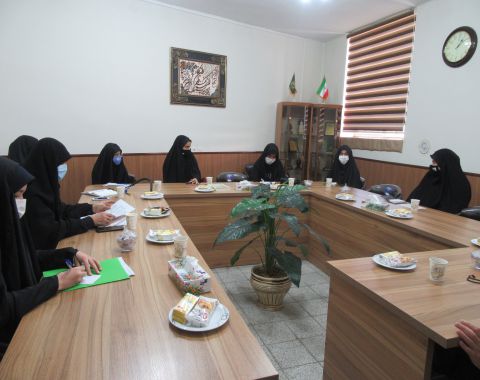 اولین جلسه مشترک روسای هیئت دانش آموزی اخلاص مدارس دخترانه امام حسین (علیه السلام)